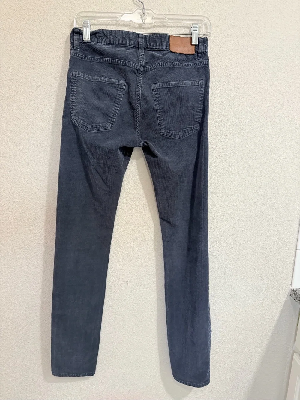 H&M L.O.G.G. Men's Skinny Corduroy Pants in Dark Navy